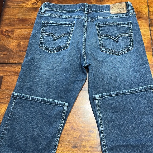Men’s 32x34 Moon Shine slim boot cut jeans. - Picture 2 of 4